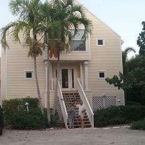 Meet your Posher, Ethan